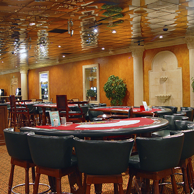 Casino Paradise Tropical Comar Salón Juegos